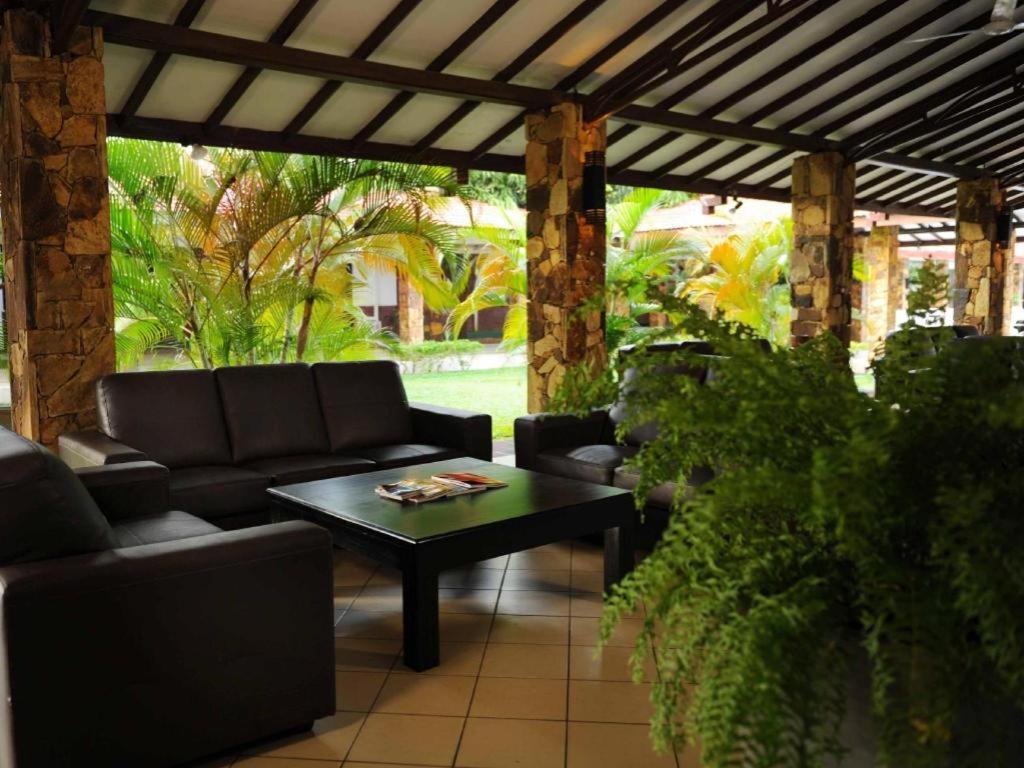 Full Moon Garden Hotel Negombo Exterior photo