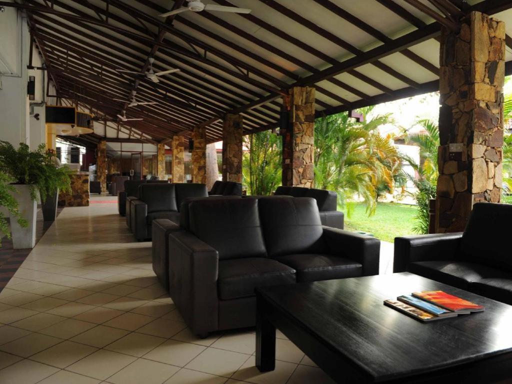 Full Moon Garden Hotel Negombo Exterior photo