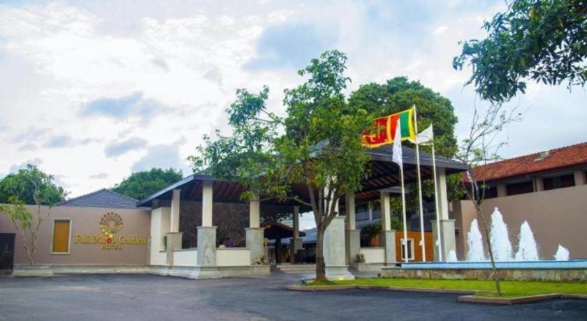 Full Moon Garden Hotel Negombo Exterior photo