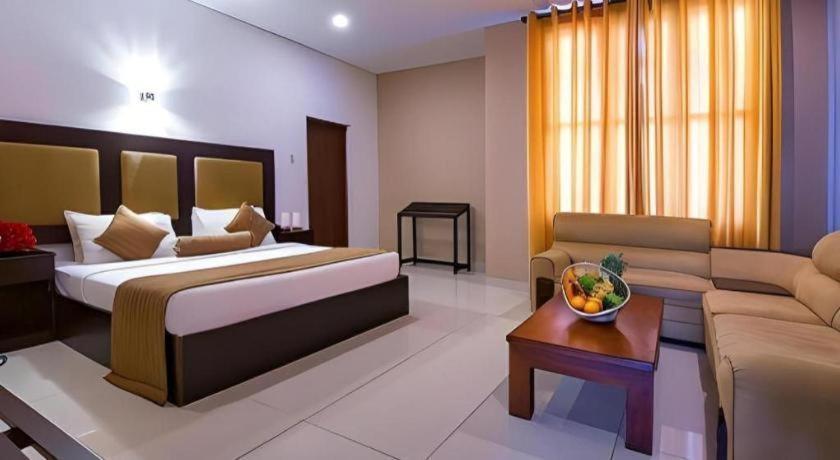 Full Moon Garden Hotel Negombo Exterior photo