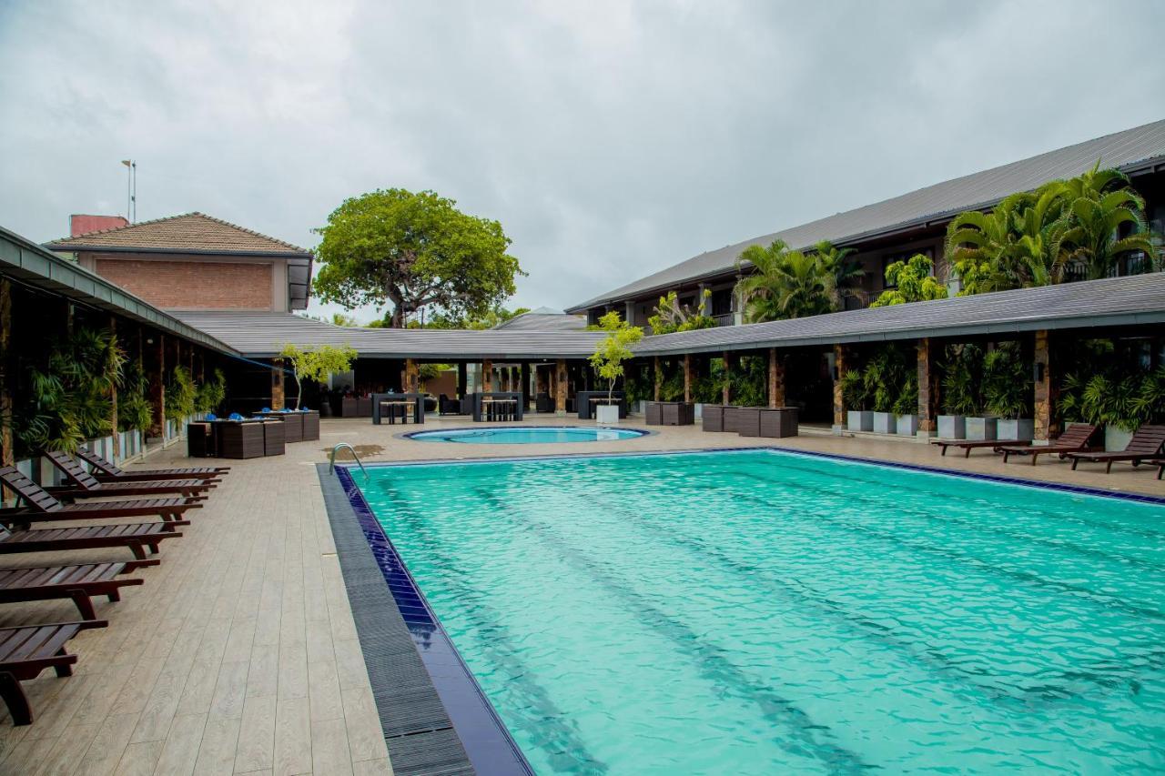Full Moon Garden Hotel Negombo Exterior photo